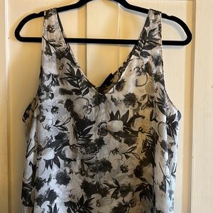 Lane Bryant flow v neck top